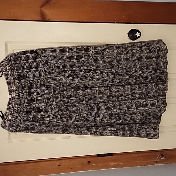 CAbi Gorgeous Semi Sheer Shell and Maxi Skirt Set - Picture 5 of 11